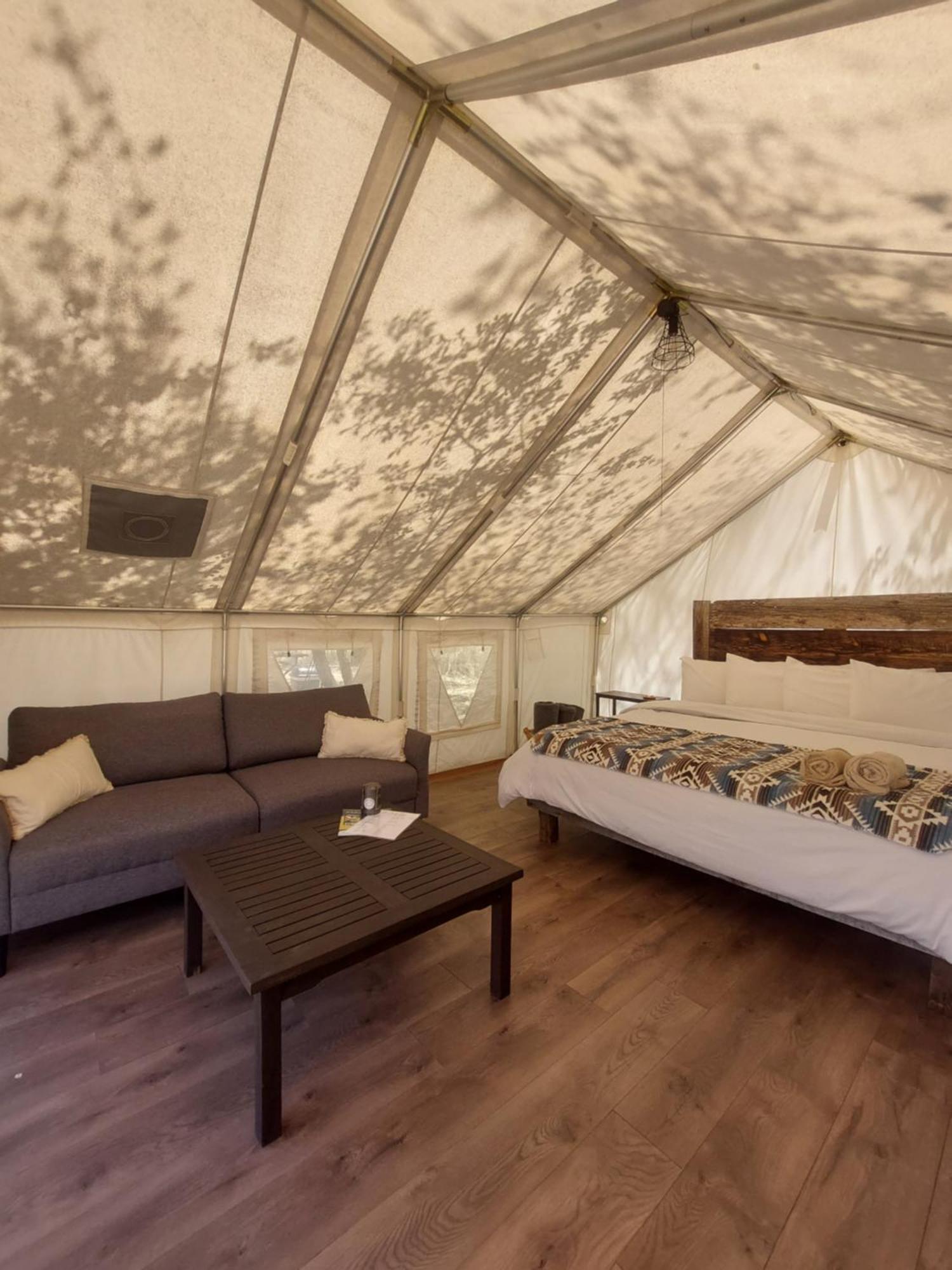 Gateway Glamping Hotel Bagian luar foto